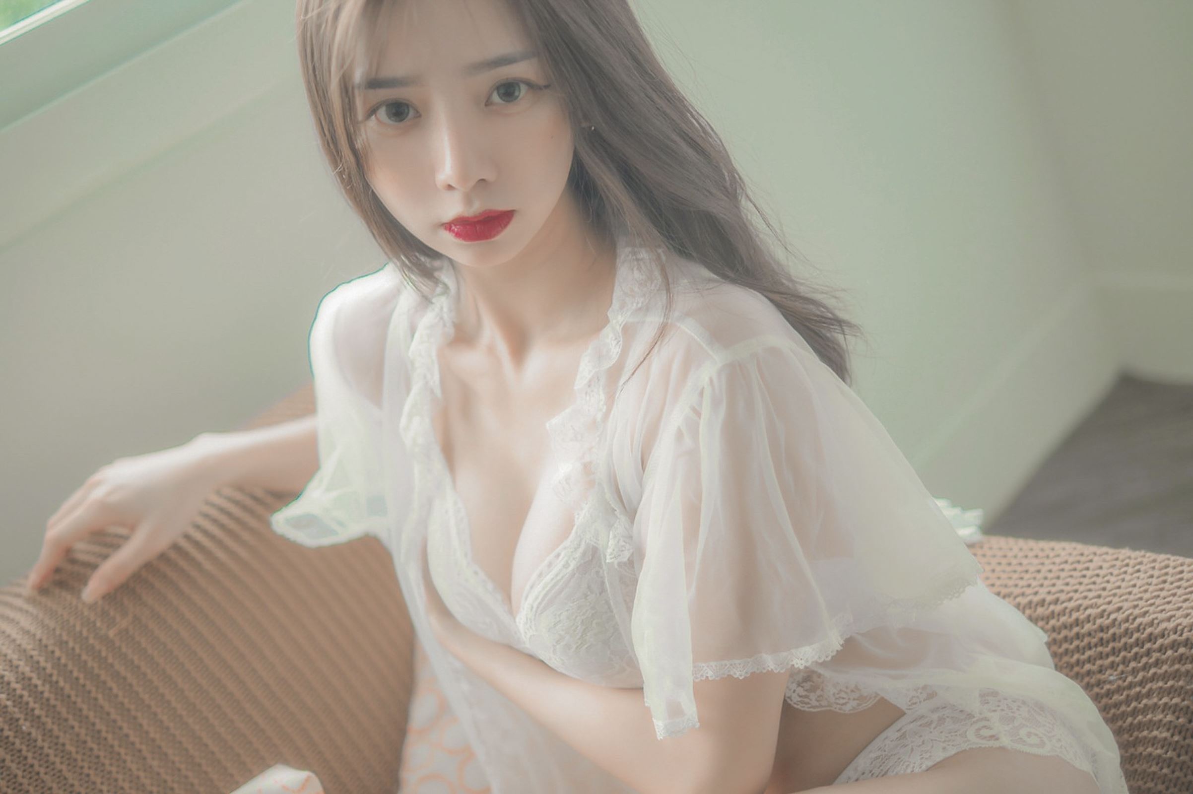 PDL潘多拉  2020.07.07 精品 NO.241 肤若凝脂